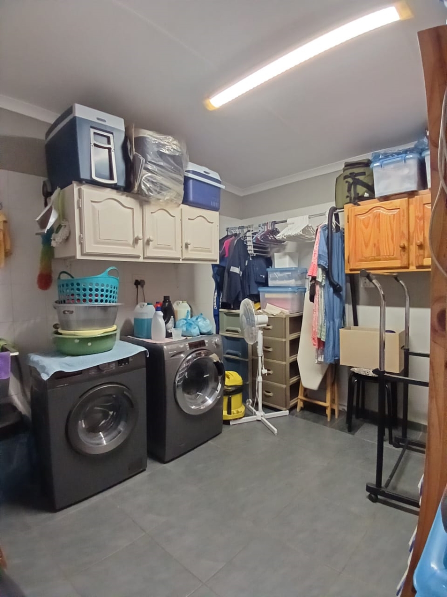 5 Bedroom Property for Sale in Sasolburg Ext 23 Free State